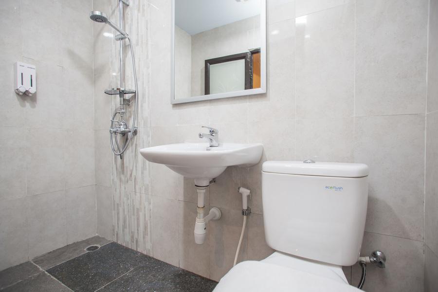 Reddoorz Premium @ Jalan Cengkeh Malang Hotel Kültér fotó